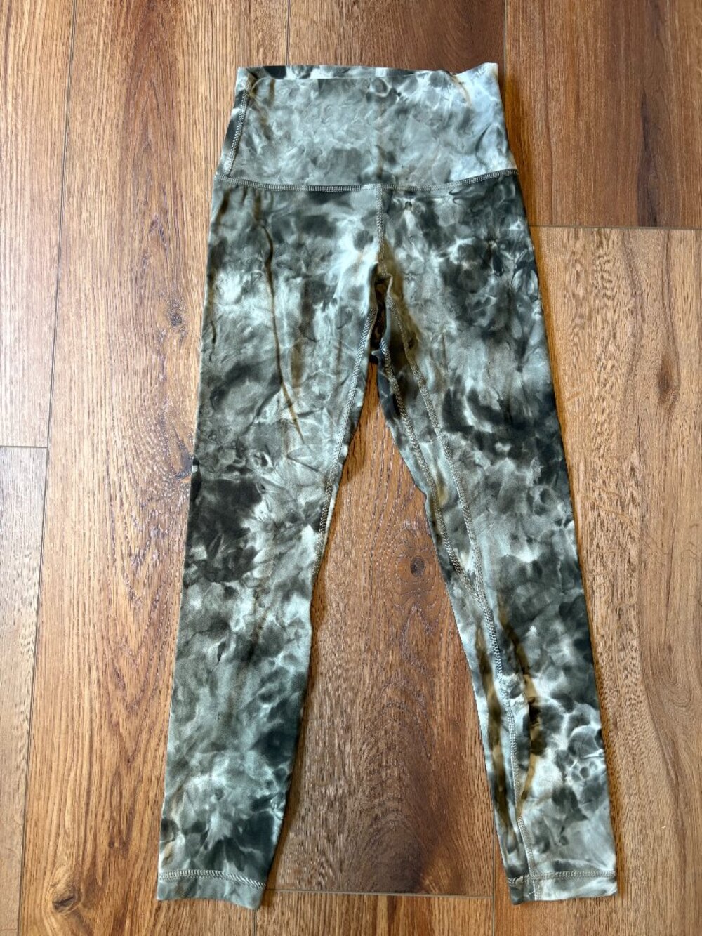 Lululemon High Rise Align Leggings- 28"